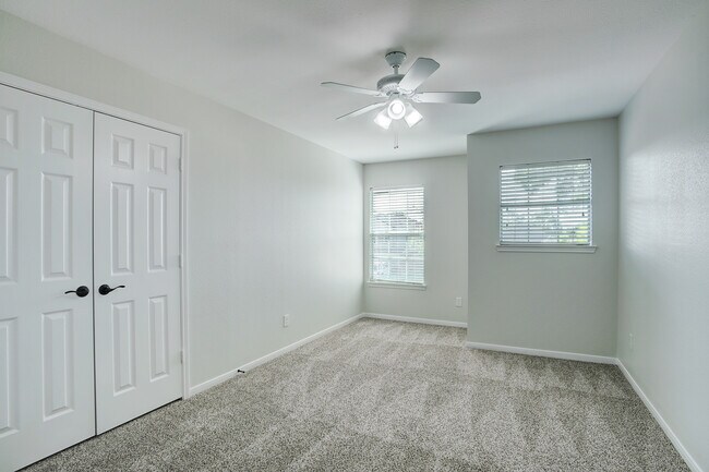 Building Photo - 3203 Wheatmeadow Ct