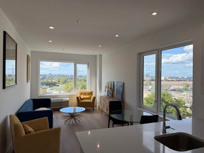 Primary Photo - 3309 Liberty Ave