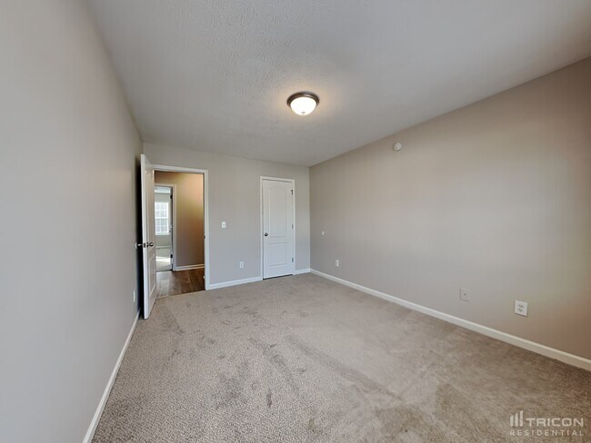 Building Photo - 140 St Ann Cir
