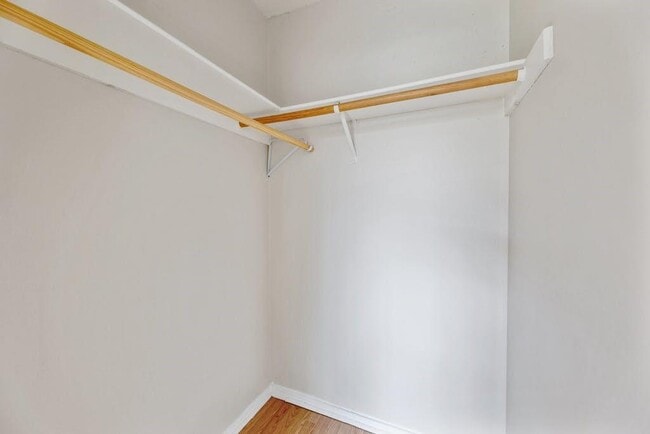 Building Photo - 7601 Woodstone Cove
