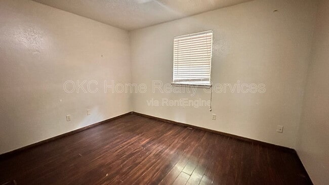 Building Photo - 915 Delmar Cir