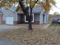 Building Photo - 2407 Muegge Rd