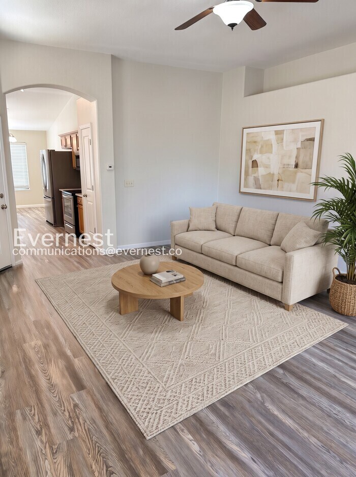 Building Photo - 2057 E Calle Arroyo Lindo