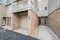 Building Photo - 2765 Barclay Way