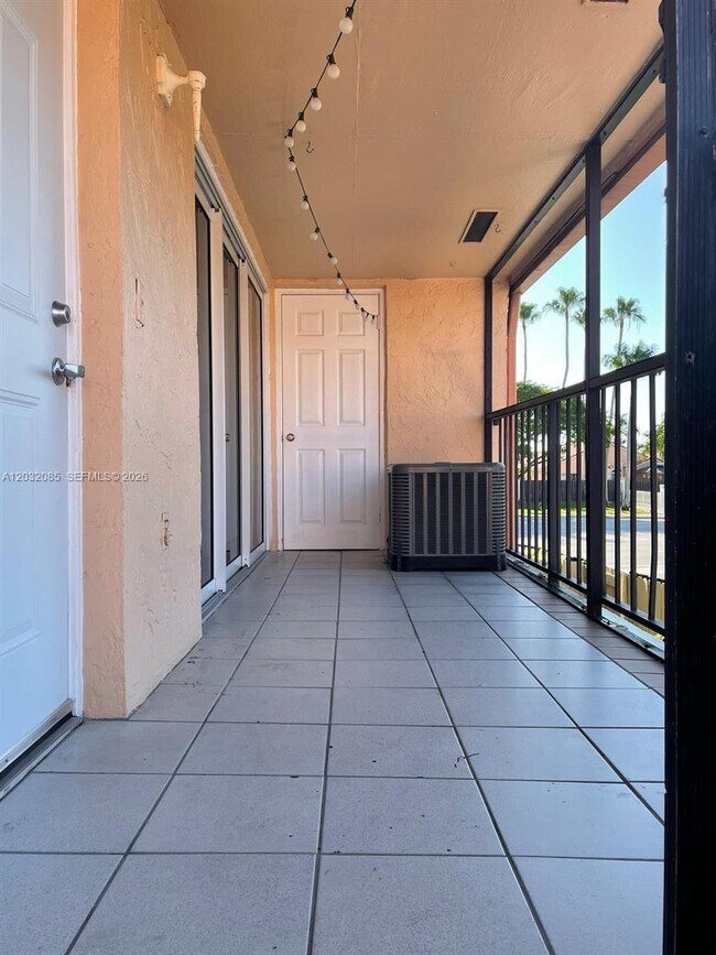 Building Photo - 8604 SW 156th Pl