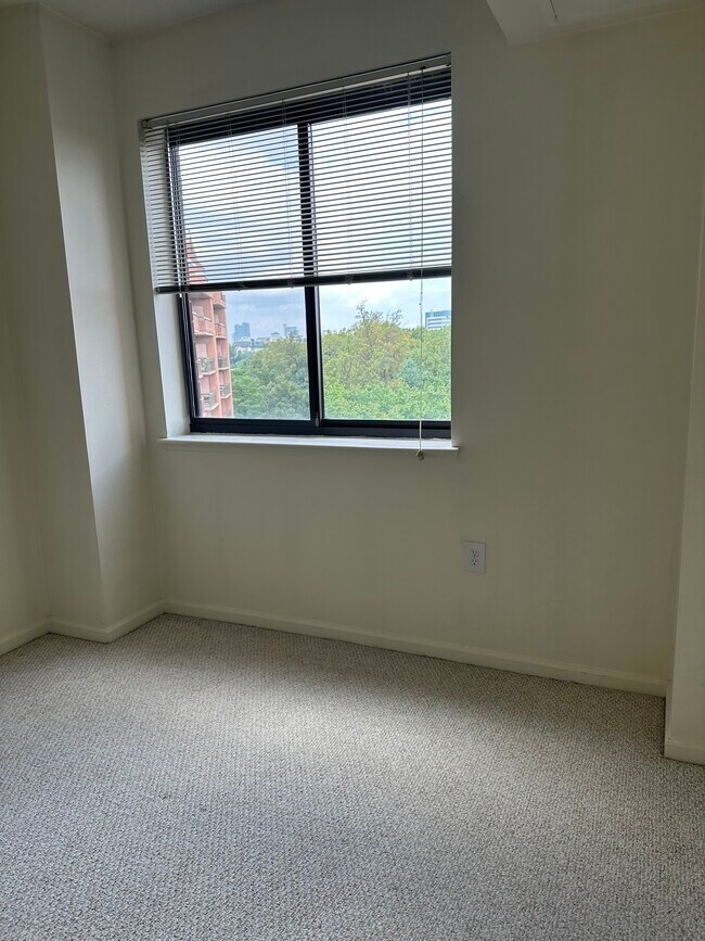 Bedroom - 2230 George C Marshall Dr