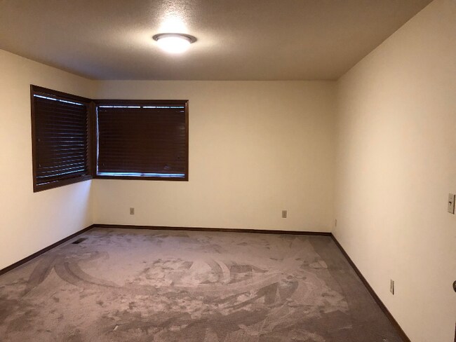 Building Photo - 10336 NE 201st Pl