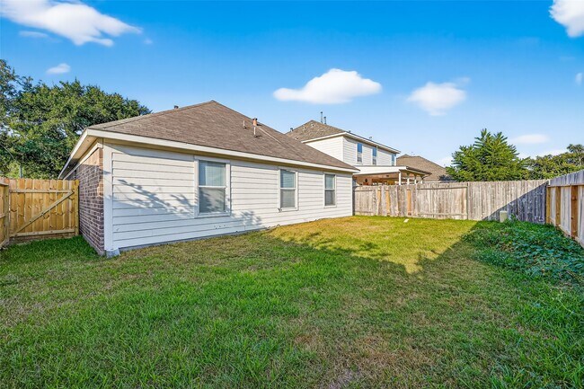 Building Photo - 19439 Hillside Springs Cir