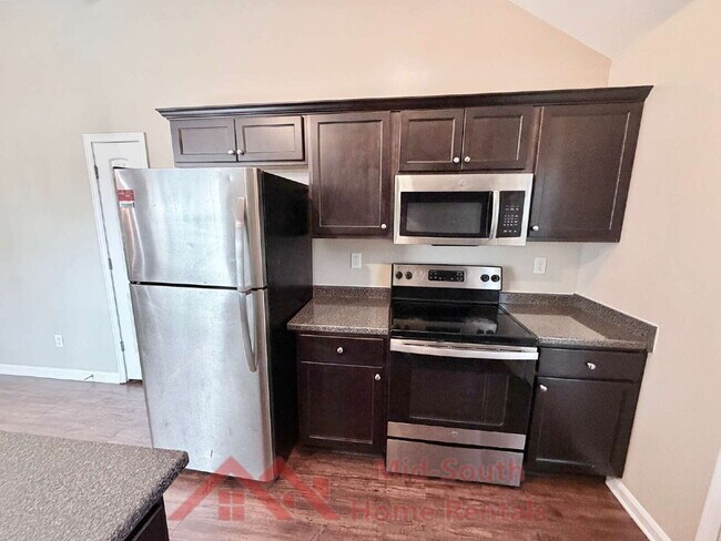 Building Photo - 5626 Tulip Tree Dr