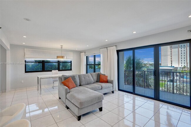 Building Photo - 1201 S Ocean Dr