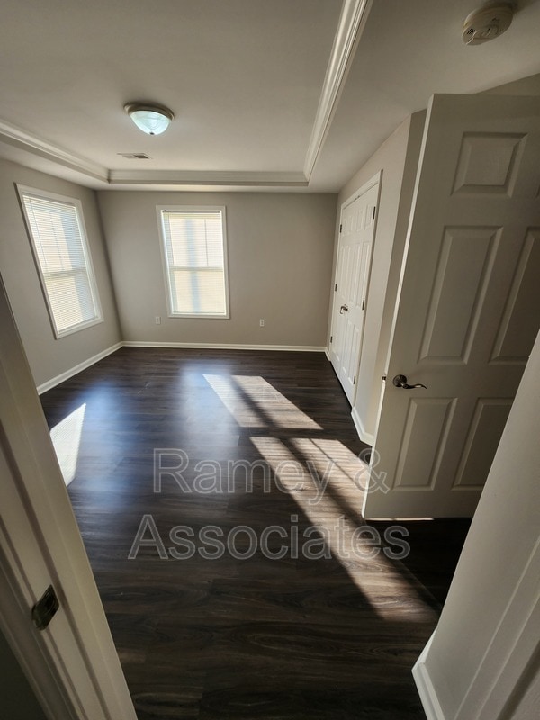 Building Photo - 3802 Falcon Crest Dr