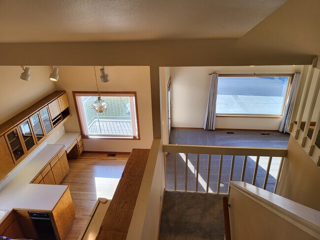 Building Photo - 435 Nicklaus Ct