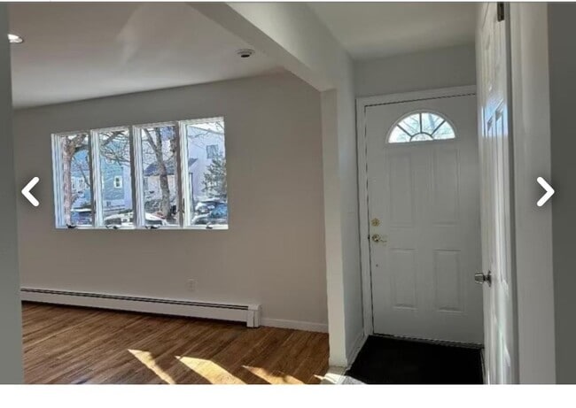 Building Photo - 62 Graywood Rd