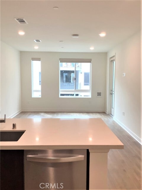 Building Photo - 2440 Nolita