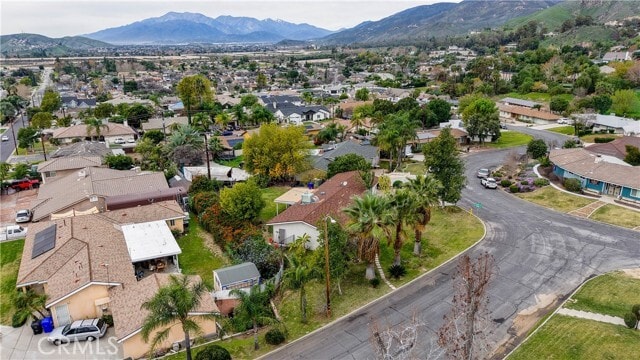 Building Photo - 3920 El Camino Dr