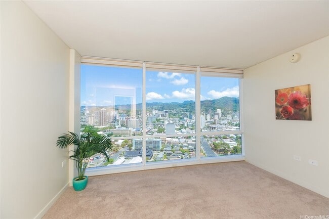 Building Photo - 1296 Kapiolani Blvd