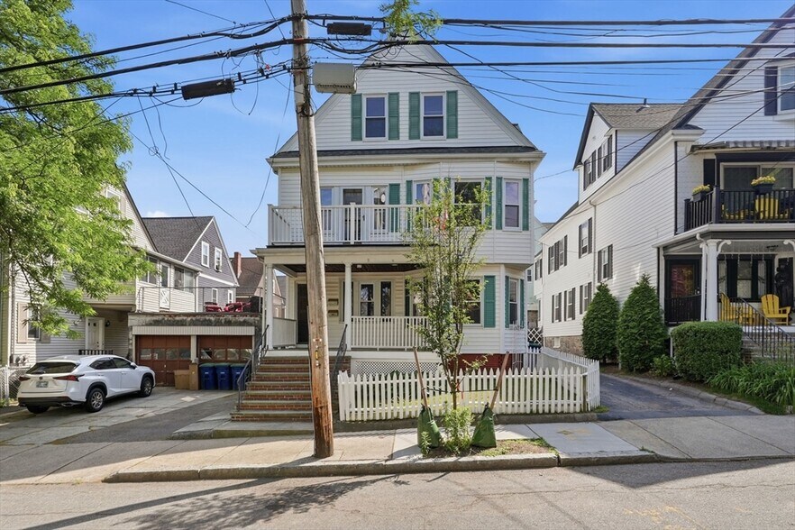 Building Photo - 68 Electric Ave