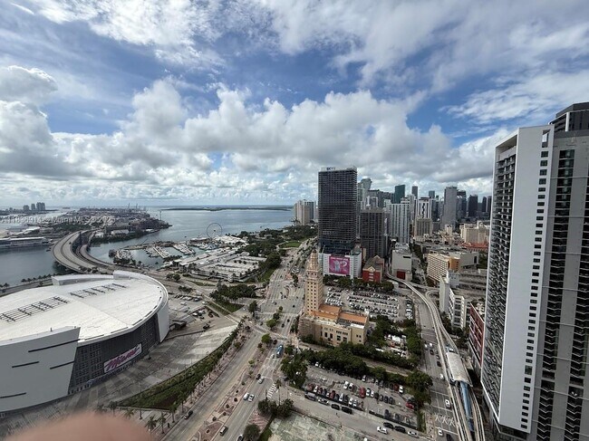 Building Photo - 888 Biscayne Blvd