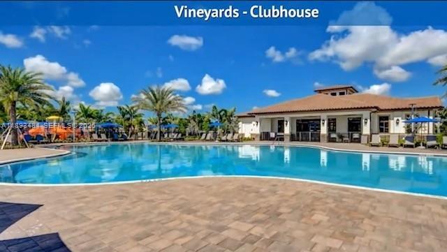 Building Photo - 158 SE 34th Terrace