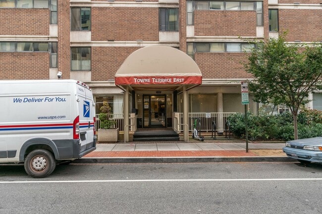 Building Photo - Now Available – Stylish Logan Circle Condo | All Utilities Included | $1,850/month