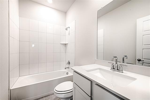 Building Photo - 2427 Grapevine Wy