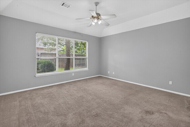 Building Photo - 26 Millport Dr