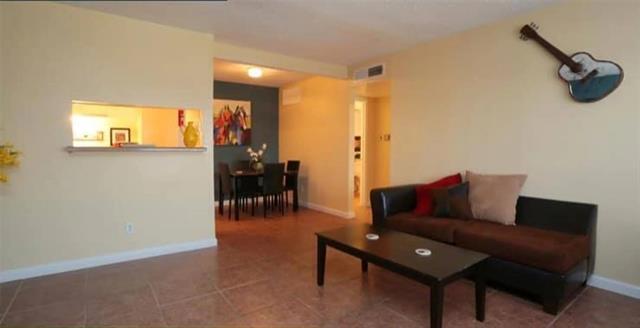 Building Photo - 4300 Shaver St