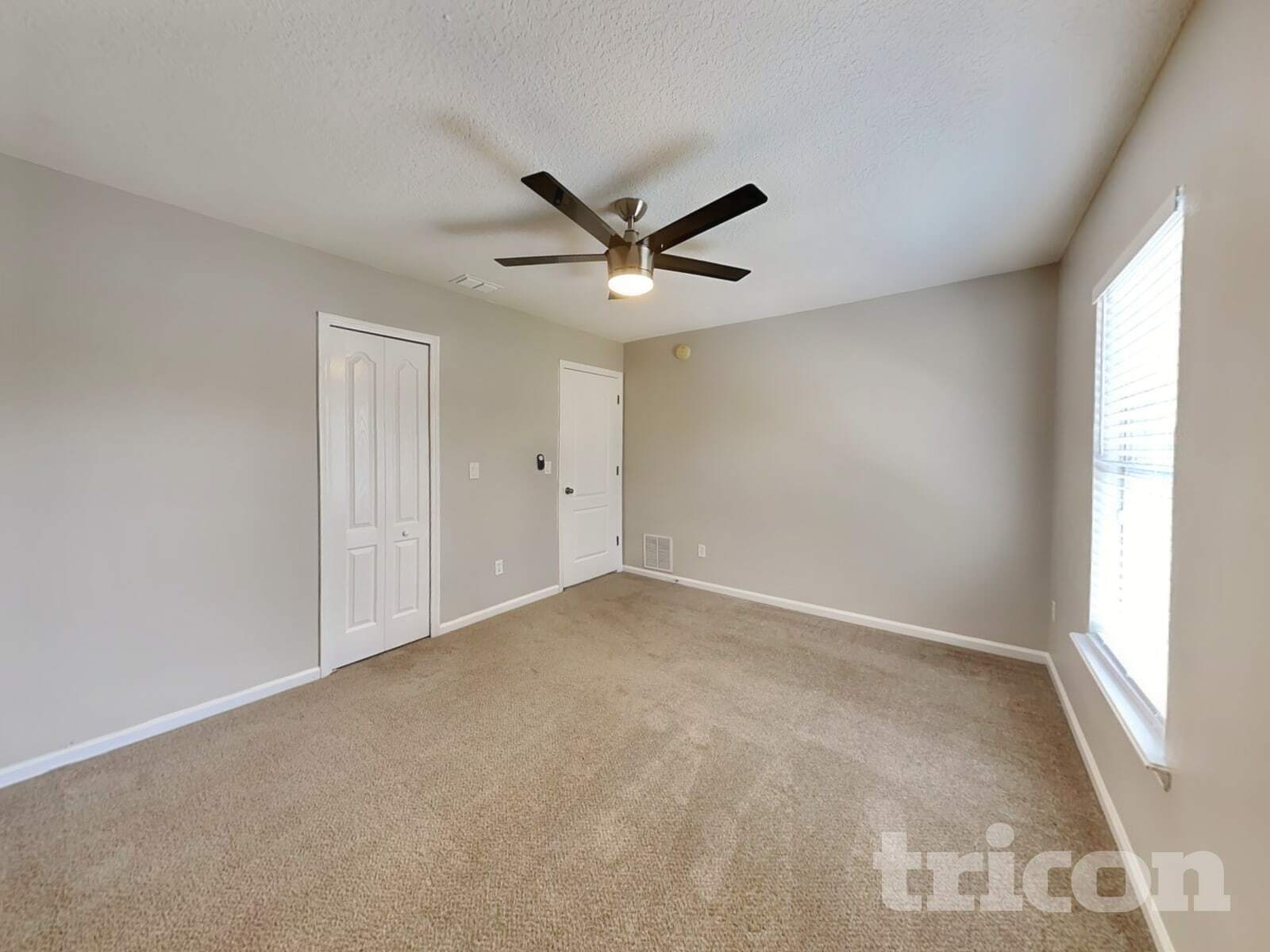 Building Photo - 10818 Birchard Ln