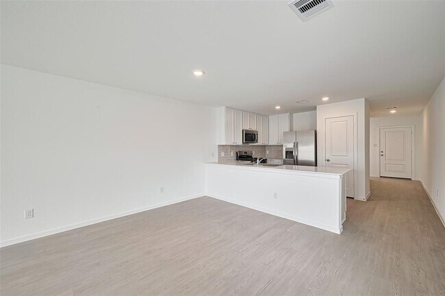 Building Photo - 6814 Lilac Vine Ln
