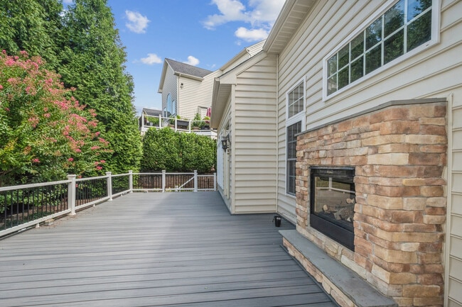 Building Photo - 43286 Canal Creek Pl