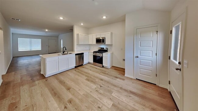 Building Photo - 718 SW 11th St