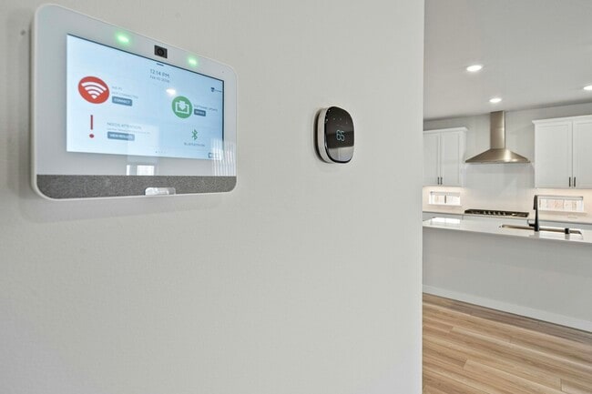 Building Photo - 5970 Thornhill Ave SW