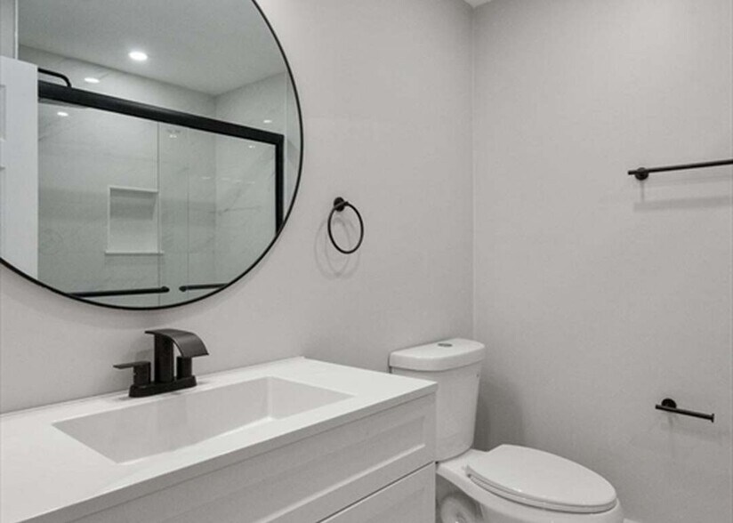 Building Photo - 89 Walnut St