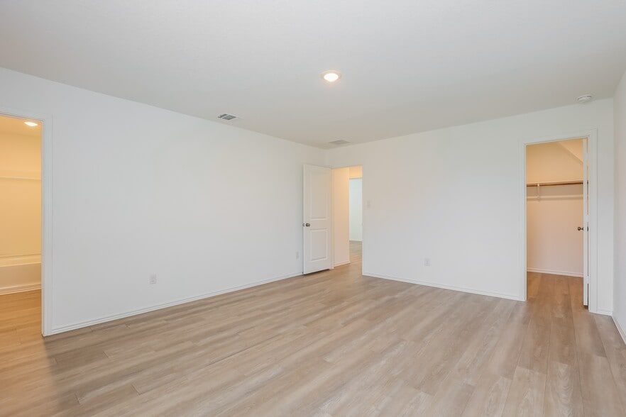 Building Photo - 4307 Fluvial Cir