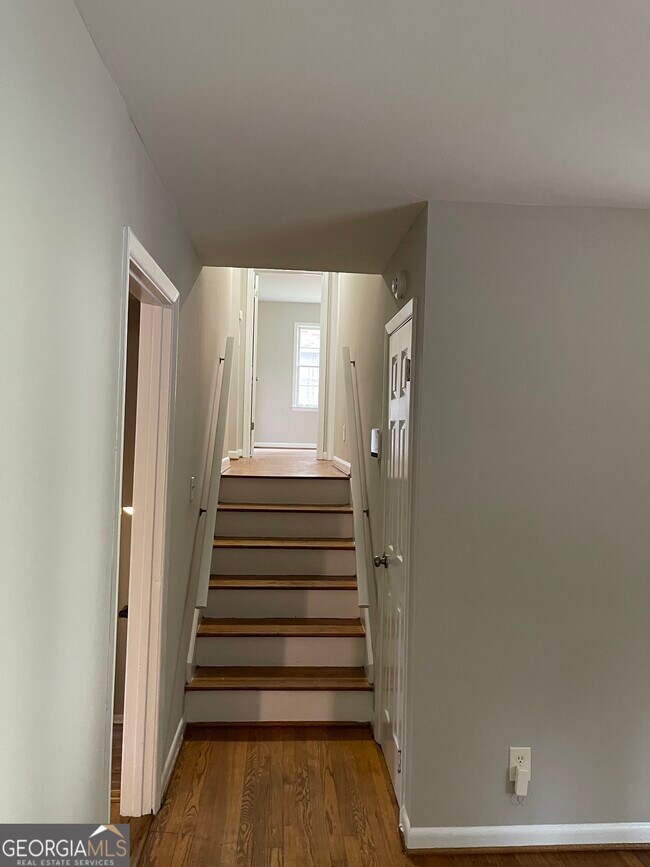 Building Photo - 3616 Santa Fe Trail