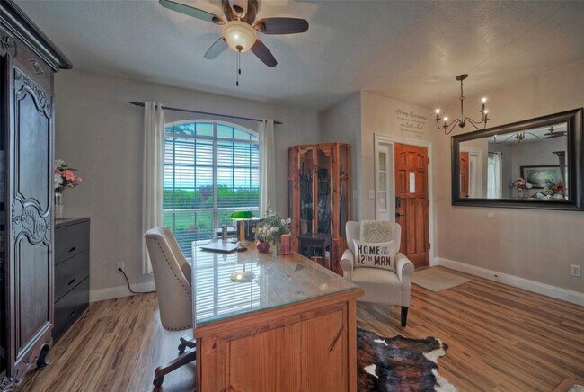 Building Photo - 511 Chaney's Crossing