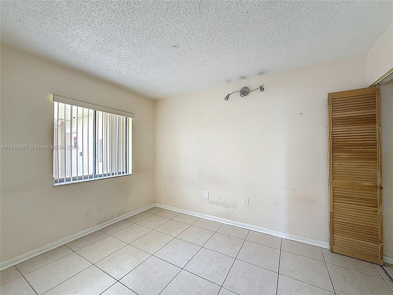 Building Photo - 8420 SW 133rd Avenue Rd