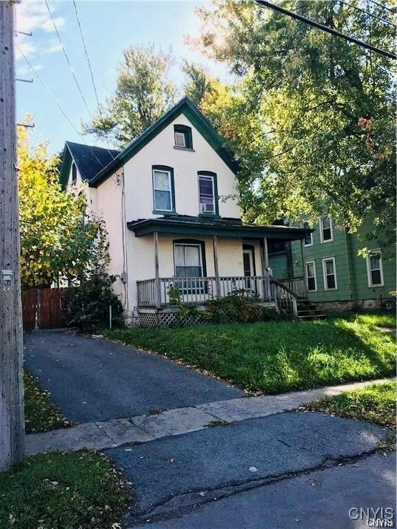 Primary Photo - 732 Leray St