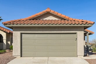 Building Photo - 7700 Blackbird Ave