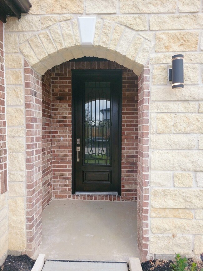 Building Photo - 28434 Eli Eagle St