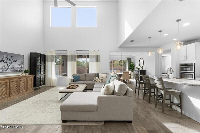 Building Photo - 4433 E Cordia Ln