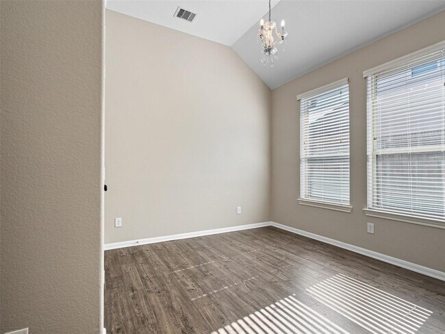 Building Photo - 16906 Wedgeside Pk