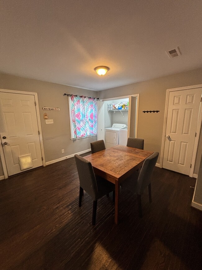 Building Photo - 4200 Sudbury Rd