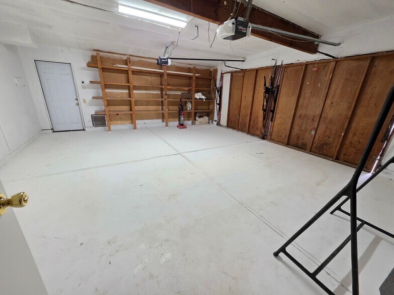 Building Photo - 1312 Toyon Plz