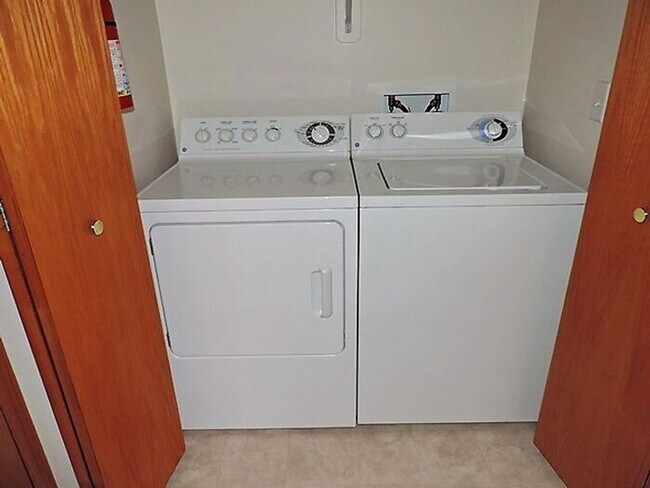 Building Photo - $1,395 | 2 Bedroom, 2 Bathroom Condo | No Pets* | Available for August 1st, 2026 Move In!