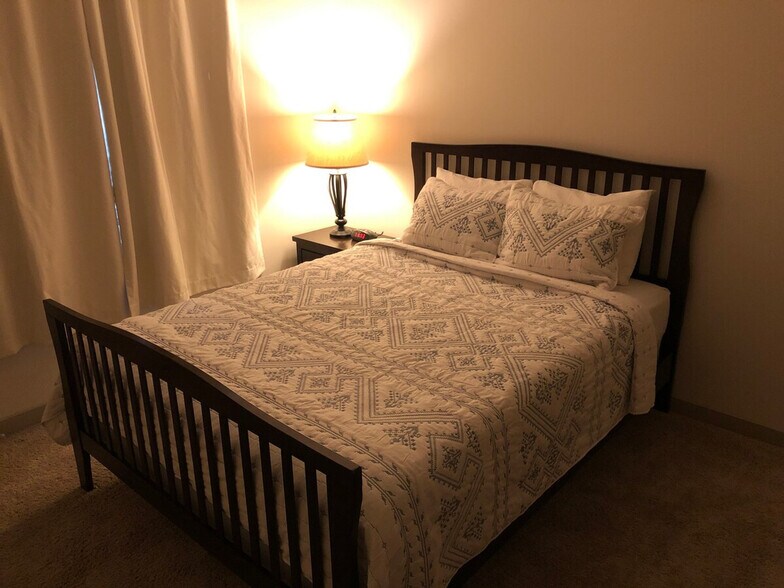 Building Photo - 11655 Flat Branch Cl Dr