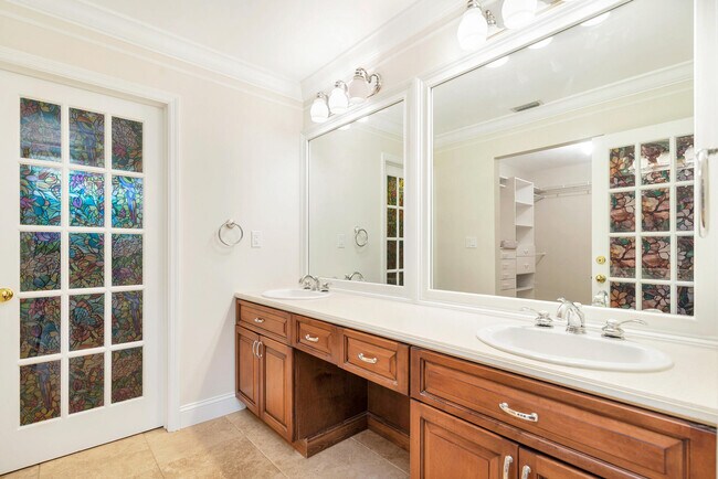 Building Photo - 14204 Broken Wing Ln