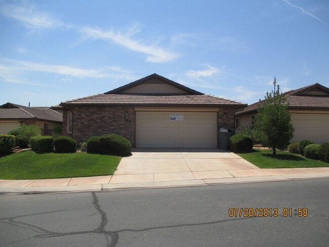 Building Photo - Wonderful 3 Bed 2 Bath Single Story on Sou...
