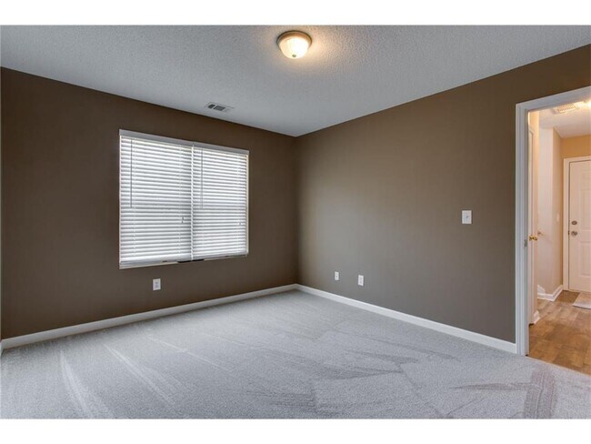 Building Photo - 2727 Fort Hampton Ct