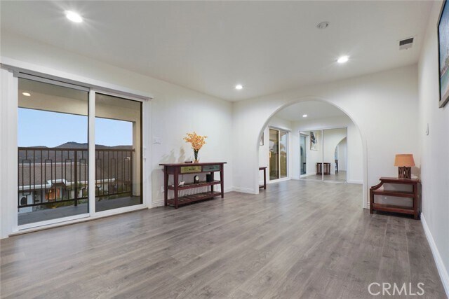 Building Photo - 3381 Oakmont View Dr